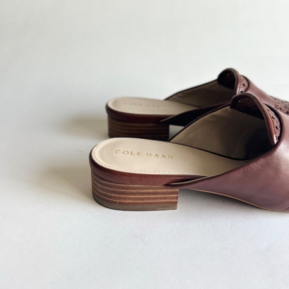 Cole Haan Brown Leather Weaving Point Toe Mules size 5.5 - Picture 3 of 16